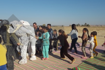 Displaced children play after&nbsp;war